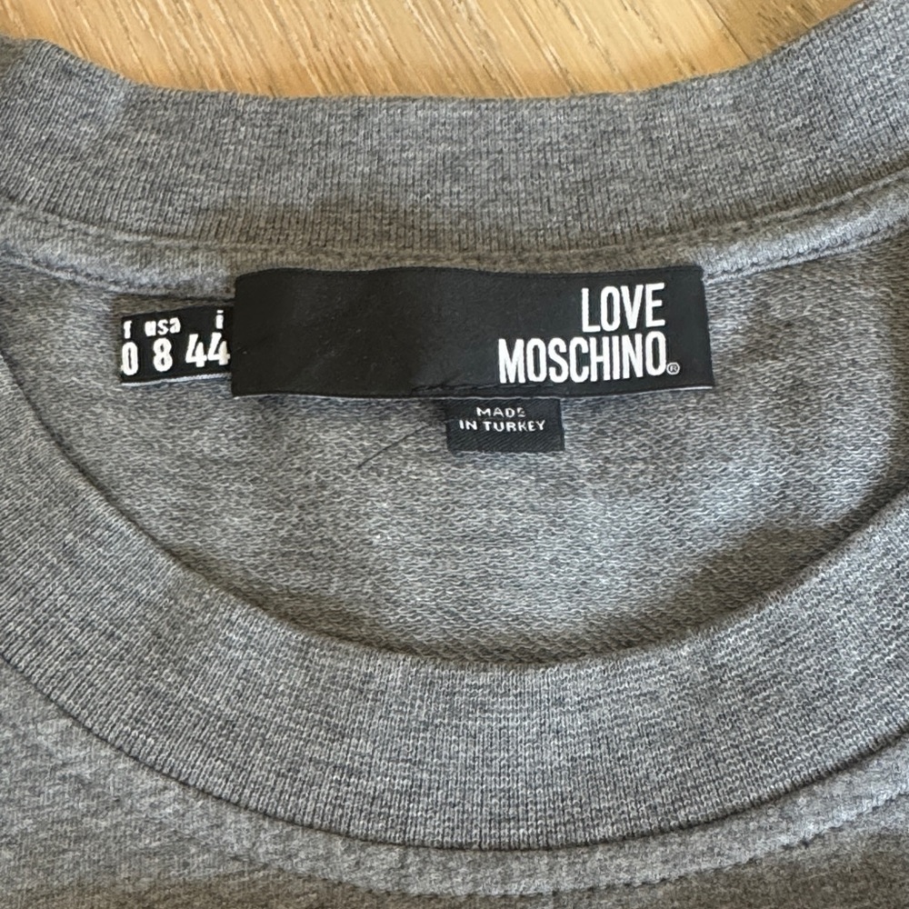 Love Moschino sweatshirt with Red Heart on Gray - Picture 2 of 4